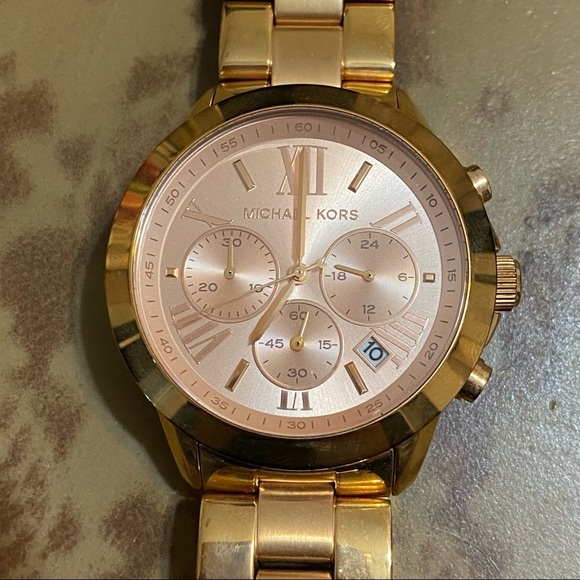 Michael Kors Oversized Rose Gold Watch MK-5778 - Picture 7 of 10